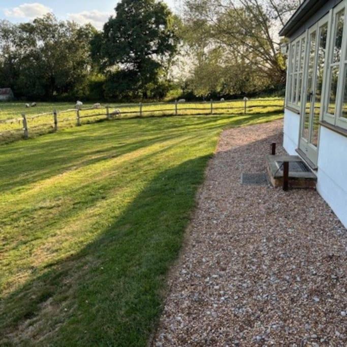 The Old Cricket Pavilion, Bodiam, East Sussex Ngoại thất bức ảnh